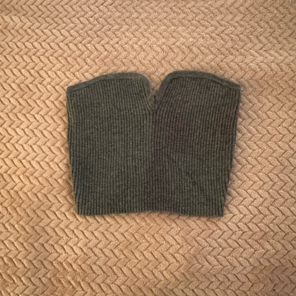 Ribbed Knit Grey Crop Top